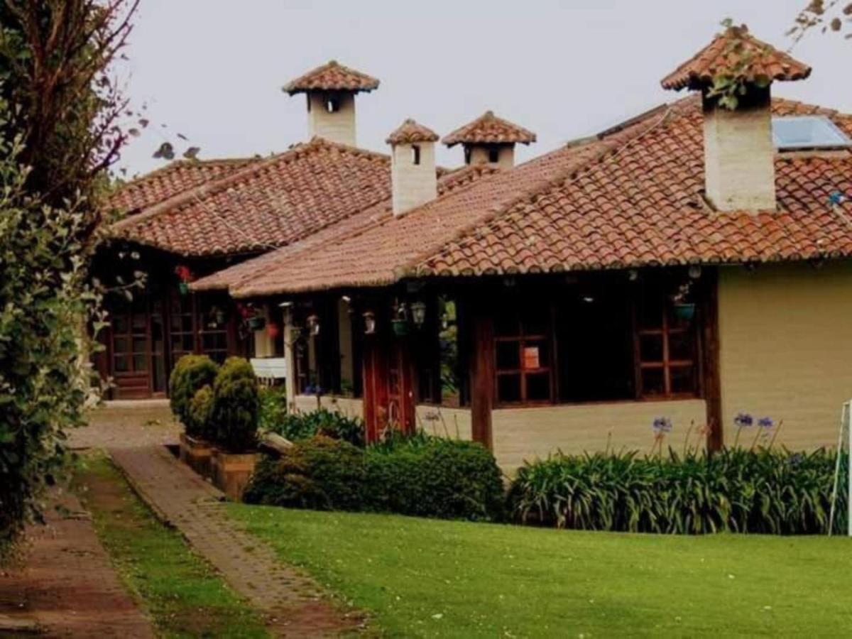 Hacienda El Rejo Villa Machachi Bagian luar foto